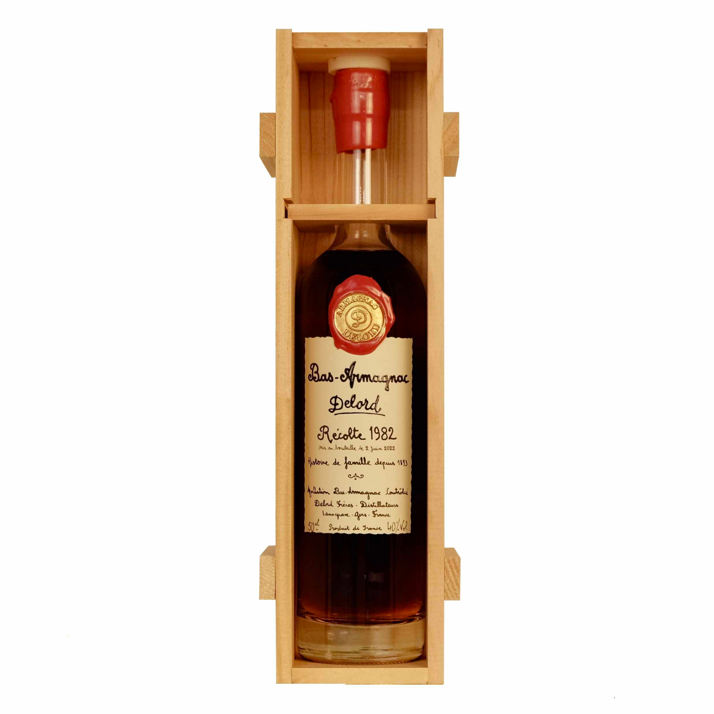 Bas Armagnac Hors D'age 700ml (wooden Box) | Maison Vauron